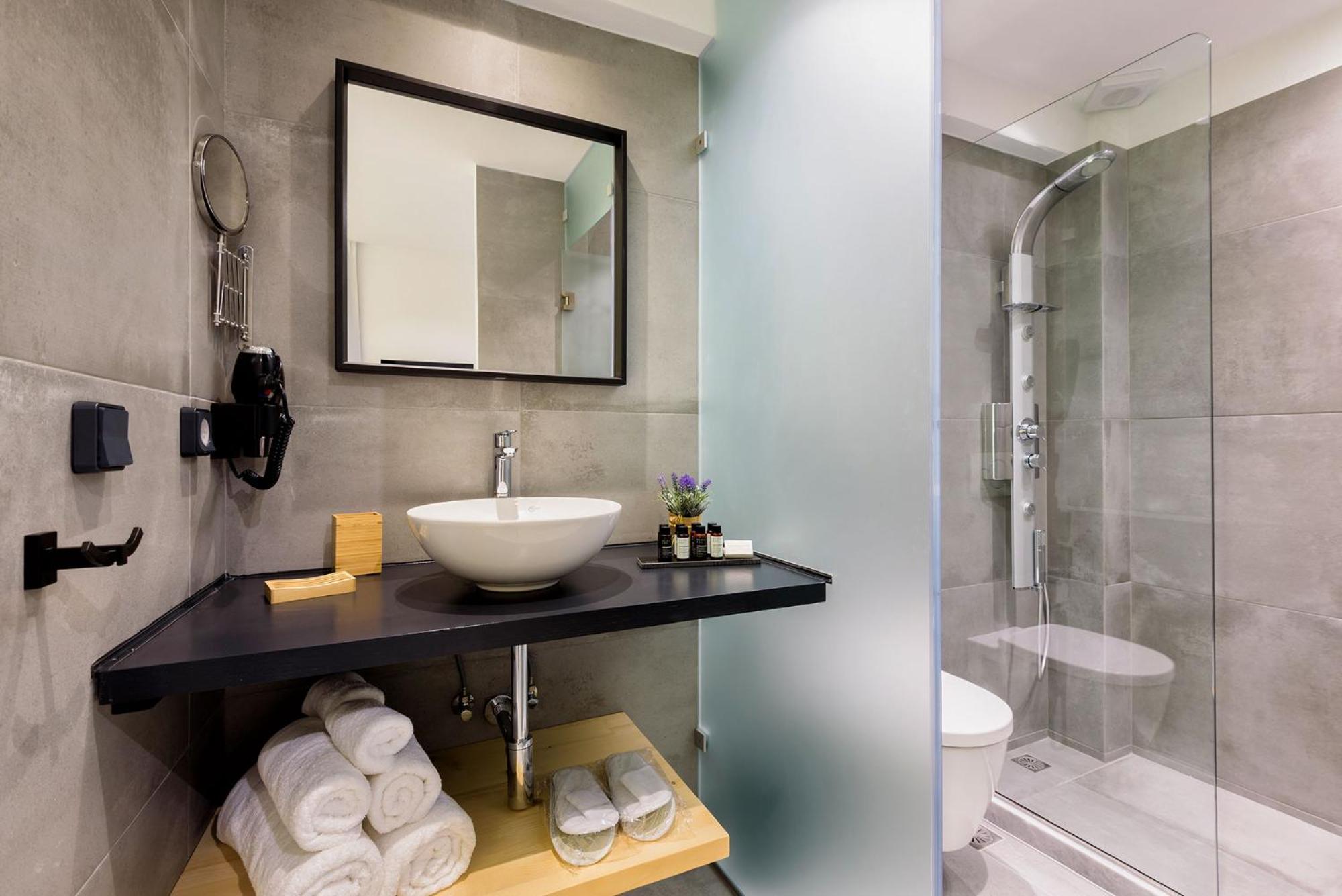 Peven Suites Nausa Exteriér fotografie