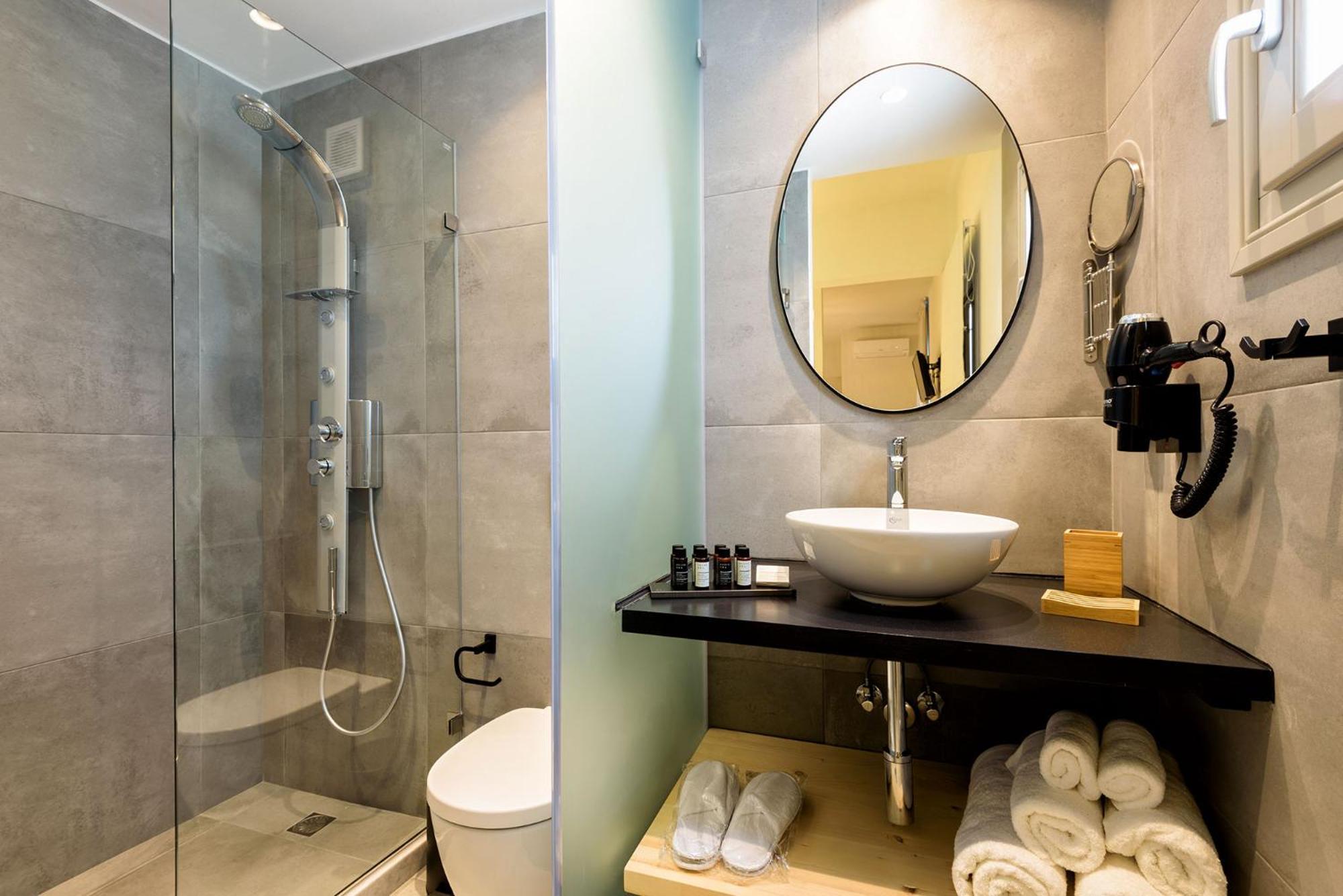 Peven Suites Nausa Exteriér fotografie