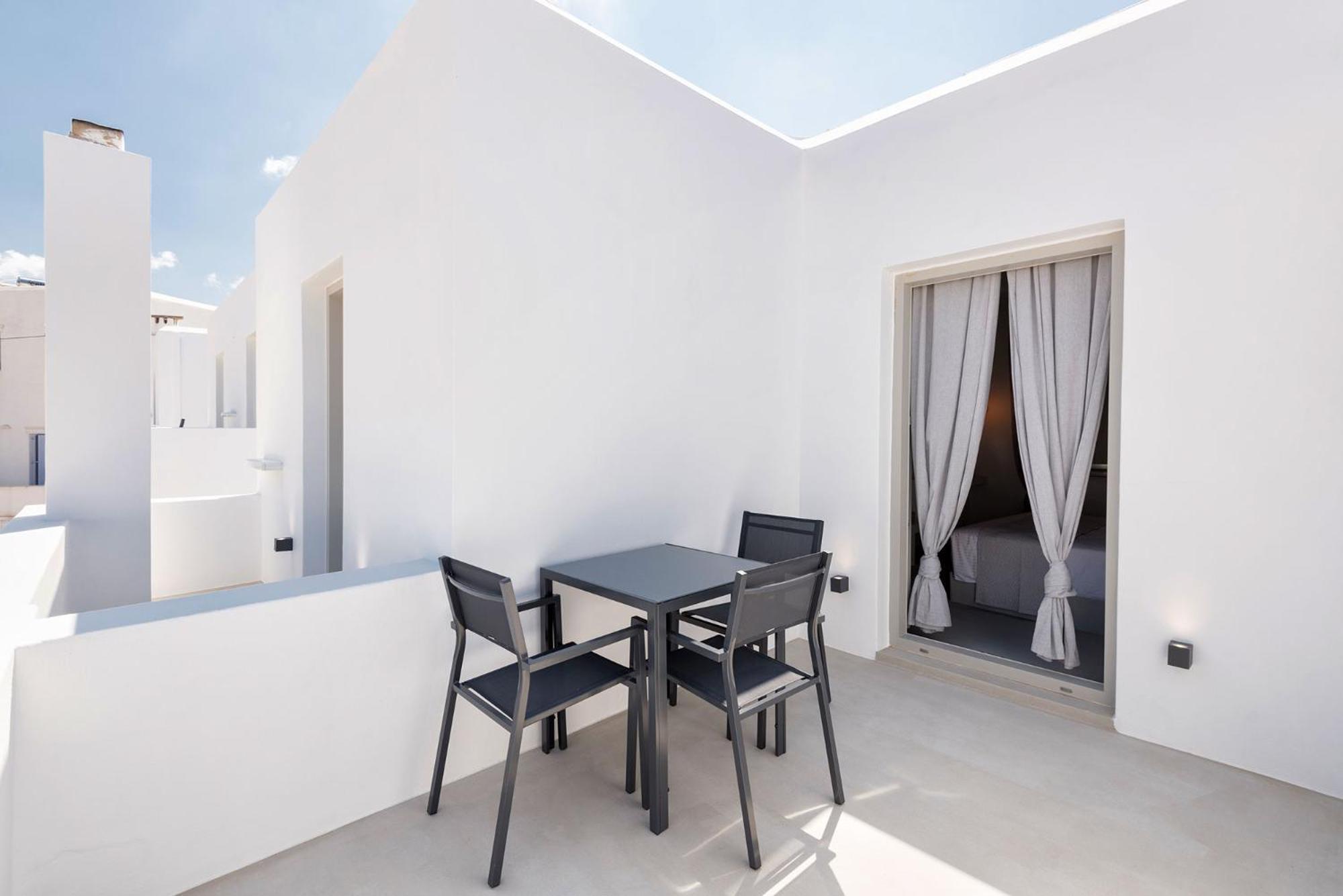 Peven Suites Nausa Exteriér fotografie